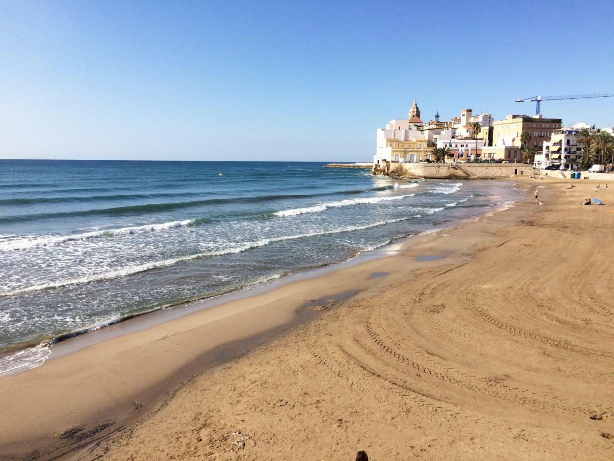 Love Sitges & Beach Eksteriør billede